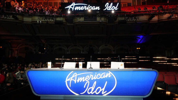 American Idol, Judges Table background for your Online Meetings